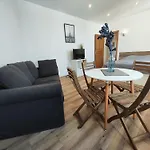 Studio De Charme Toits Parisiens