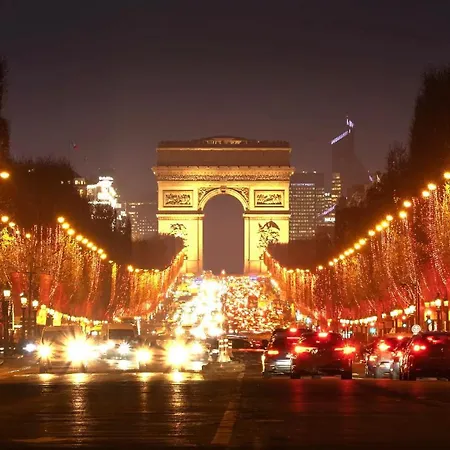 Appartamento De Charme Toits Parisiens *
